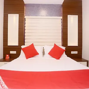 Ambalath Maple Leaves Hotel